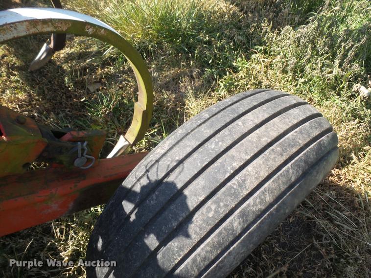 image for item DA6397 Glenco Soil Saver chisel