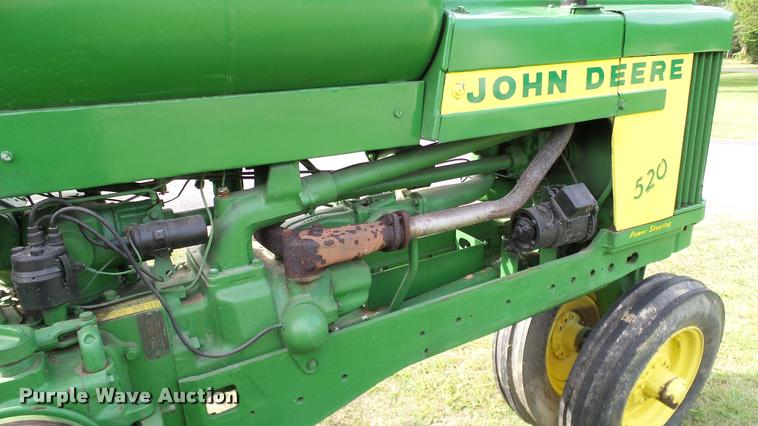 image for item DA6751 John Deere 520 tractor