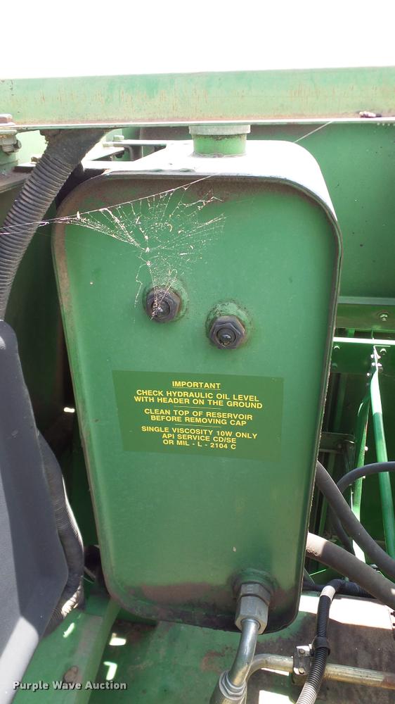 image for item DA6767 1995 John Deere 9600 combine