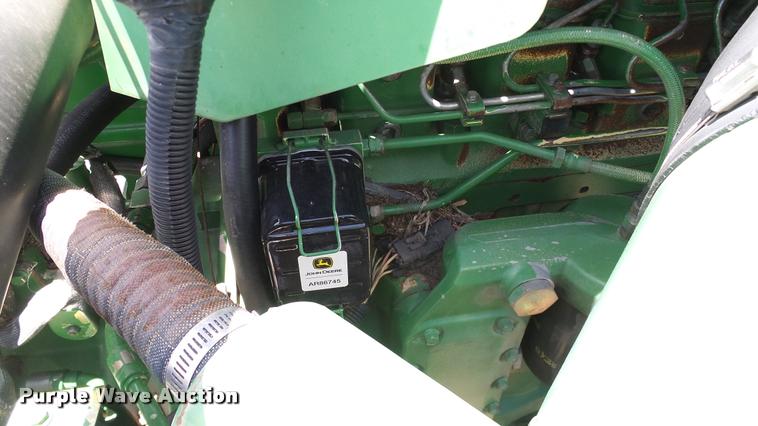 image for item DA6767 1995 John Deere 9600 combine