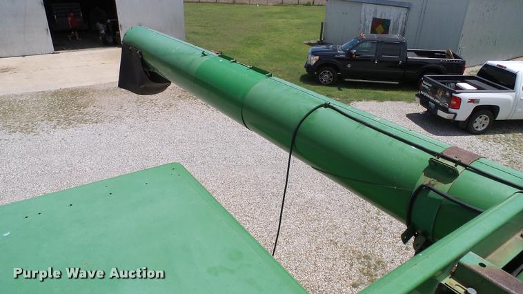 image for item DA6767 1995 John Deere 9600 combine