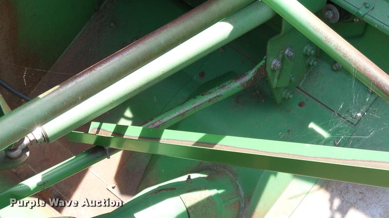 image for item DA6767 1995 John Deere 9600 combine