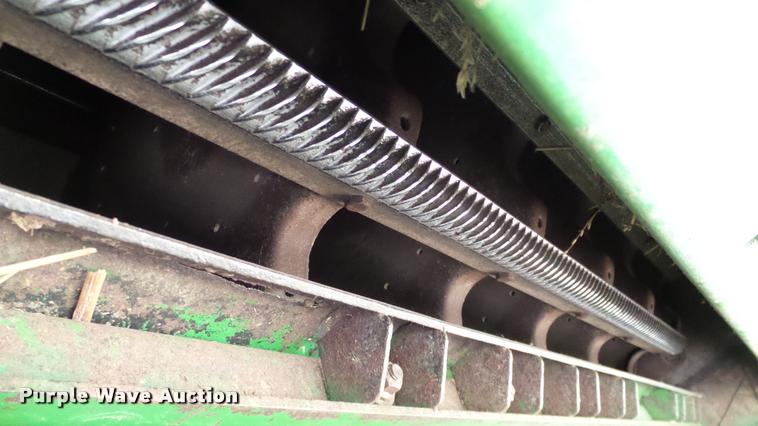 image for item DA6767 1995 John Deere 9600 combine