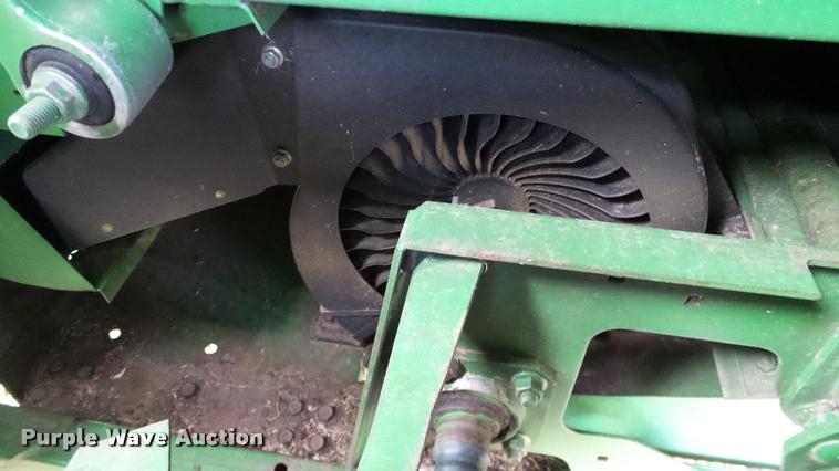 image for item DA6767 1995 John Deere 9600 combine