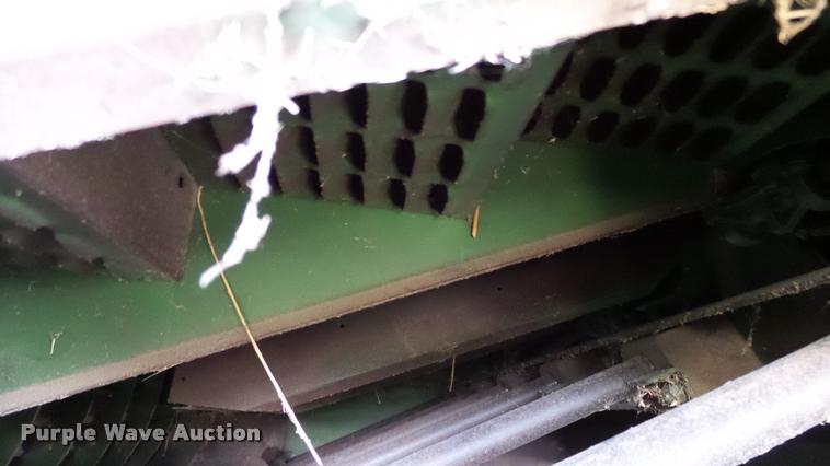 image for item DA6767 1995 John Deere 9600 combine