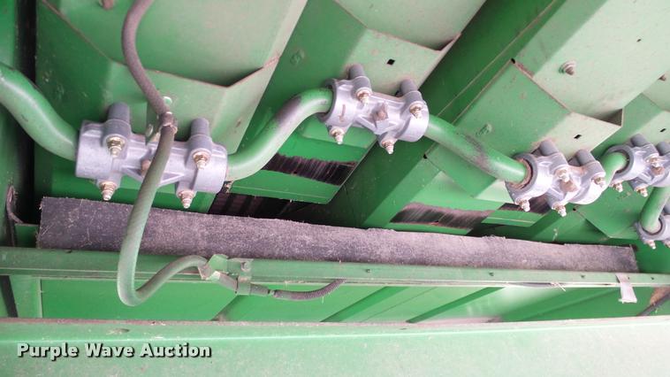 image for item DA6767 1995 John Deere 9600 combine