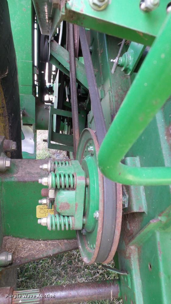 image for item DA6767 1995 John Deere 9600 combine
