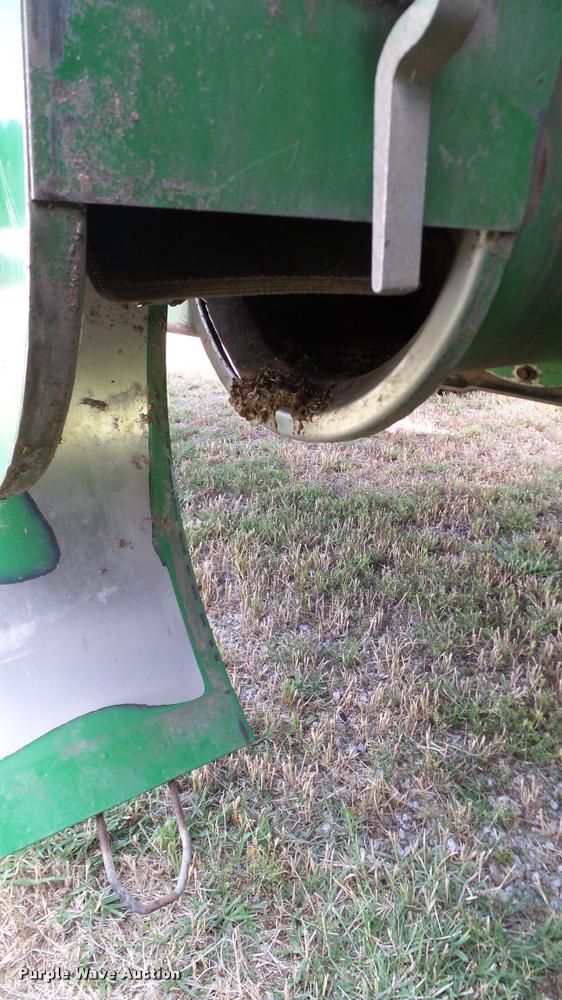 image for item DA6767 1995 John Deere 9600 combine