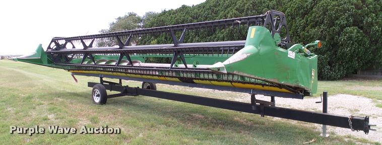 image for item DA6768 1992 John Deere 930 flex head