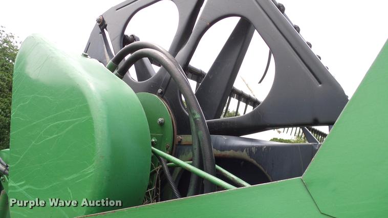 image for item DA6768 1992 John Deere 930 flex head