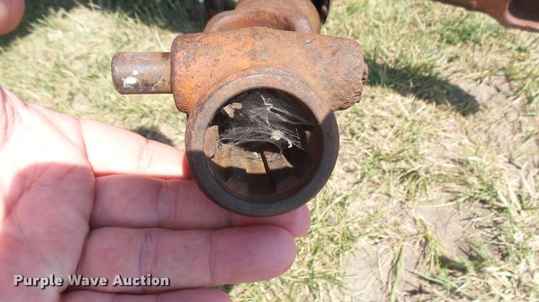 image for item DA7961 New Holland bale stacker