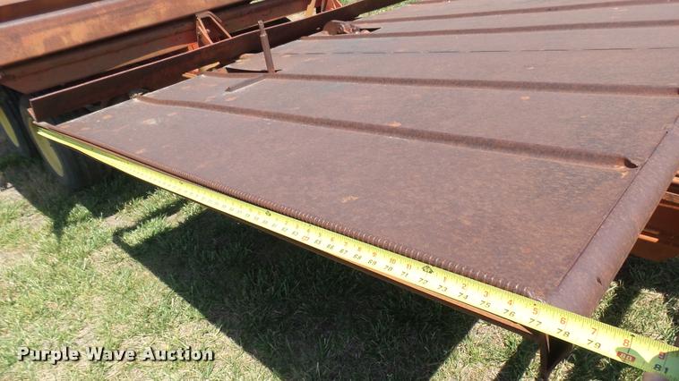 image for item DA7961 New Holland bale stacker