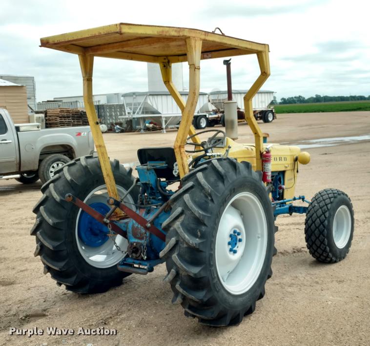 image for item DB0961 Ford 4110 tractor