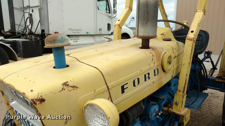 image for item DB0961 Ford 4110 tractor