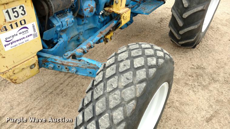 image for item DB0961 Ford 4110 tractor