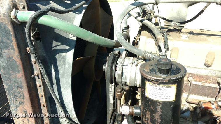 image for item DB0982 1990 Freightliner FLD semi truck