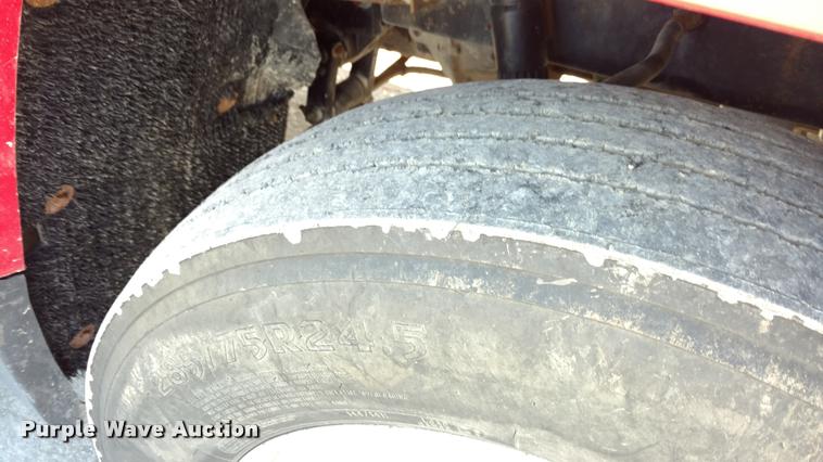 image for item DB0982 1990 Freightliner FLD semi truck