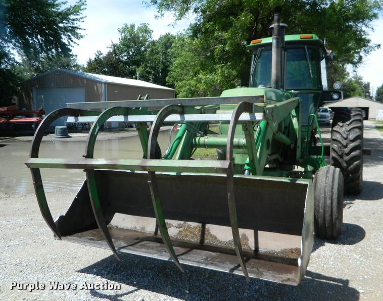 image for item DB1001 1974 John Deere 4630 tractor