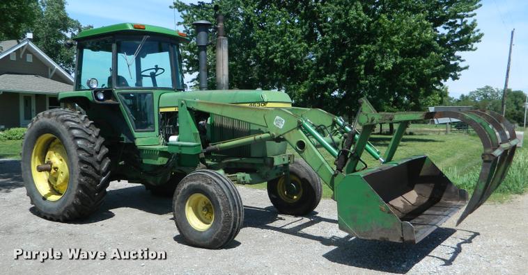 image for item DB1001 1974 John Deere 4630 tractor