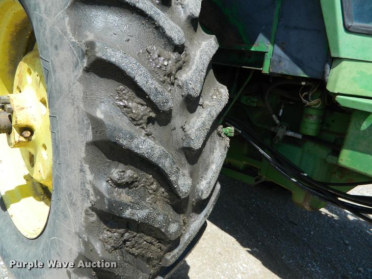 image for item DB1001 1974 John Deere 4630 tractor