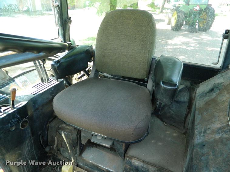 image for item DB1001 1974 John Deere 4630 tractor