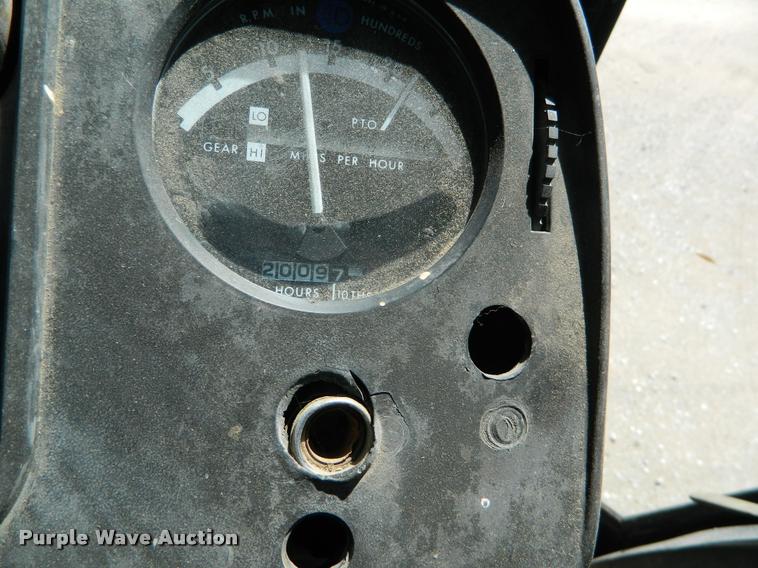 image for item DB1001 1974 John Deere 4630 tractor