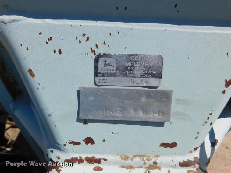 image for item DB1018 Orthman 9300 field cultivator