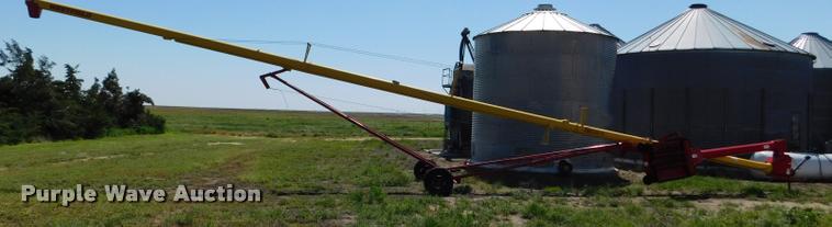 image for item DB1021 Westfield MK100-71 grain auger