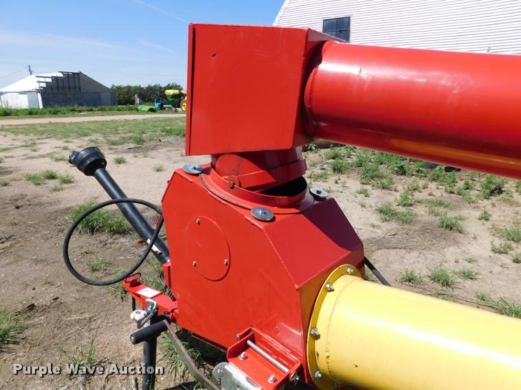 image for item DB1021 Westfield MK100-71 grain auger