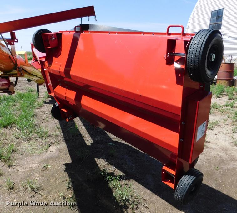 image for item DB1021 Westfield MK100-71 grain auger