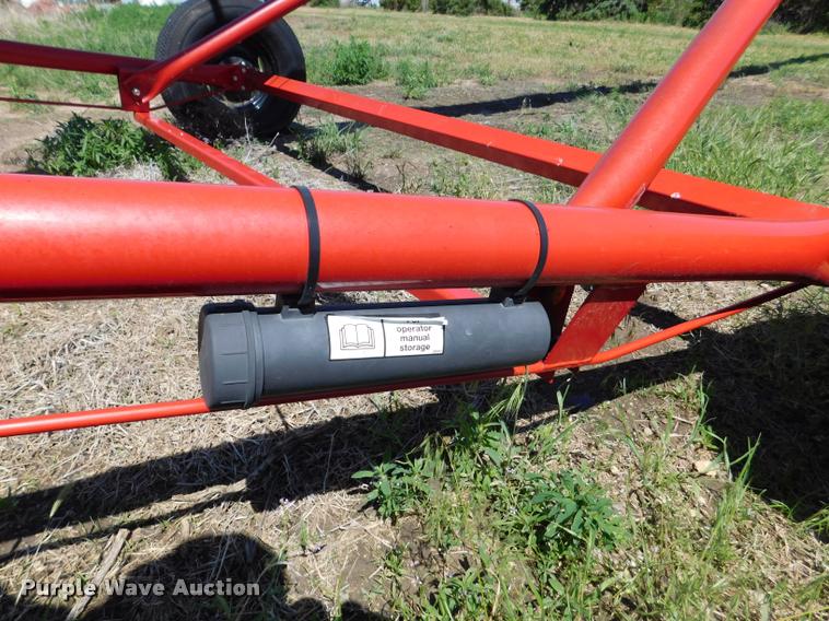 image for item DB1021 Westfield MK100-71 grain auger