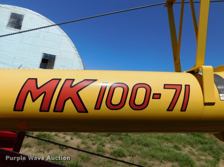 image for item DB1021 Westfield MK100-71 grain auger