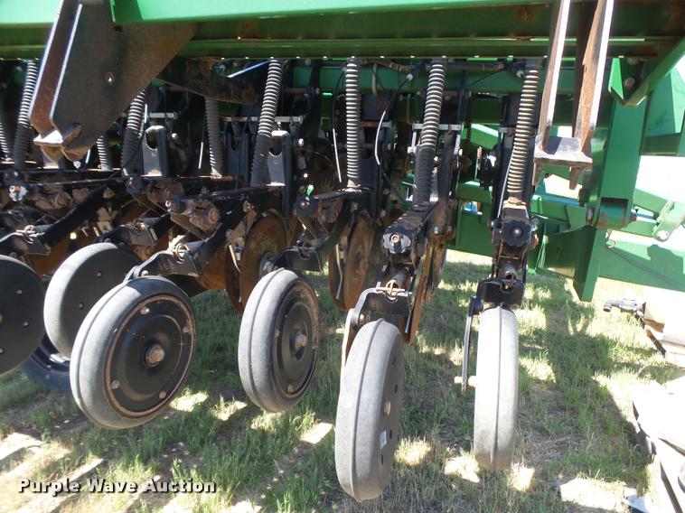 image for item DB2596 Great Plains 25NT24 grain drill
