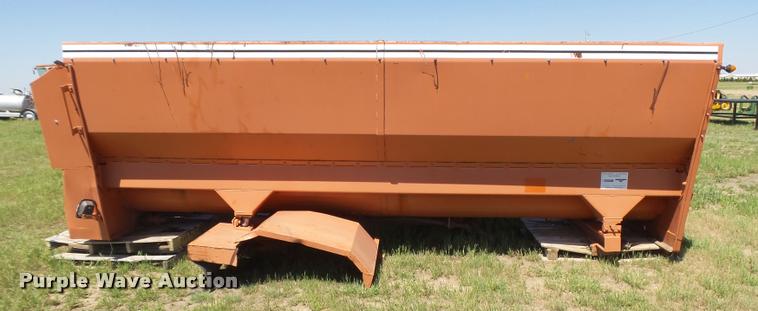 image for item DB2607 Oswalt 3840 feed box