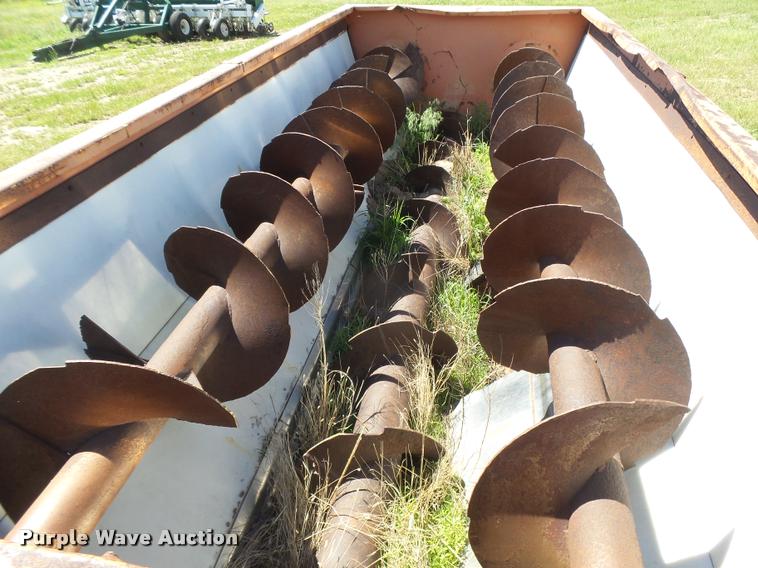 image for item DB2607 Oswalt 3840 feed box