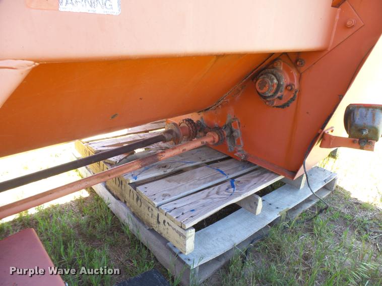 image for item DB2607 Oswalt 3840 feed box