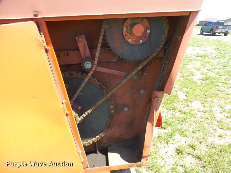 image for item DB2607 Oswalt 3840 feed box