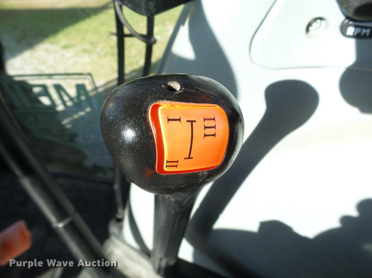 image for item DB4746 2012 New Holland T5070 MFWD tractor