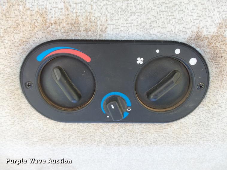 image for item DB4746 2012 New Holland T5070 MFWD tractor