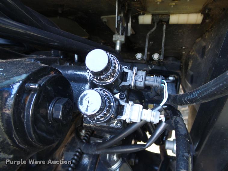 image for item DB4746 2012 New Holland T5070 MFWD tractor