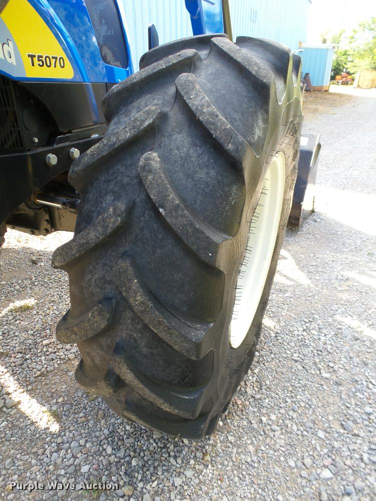 image for item DB4746 2012 New Holland T5070 MFWD tractor