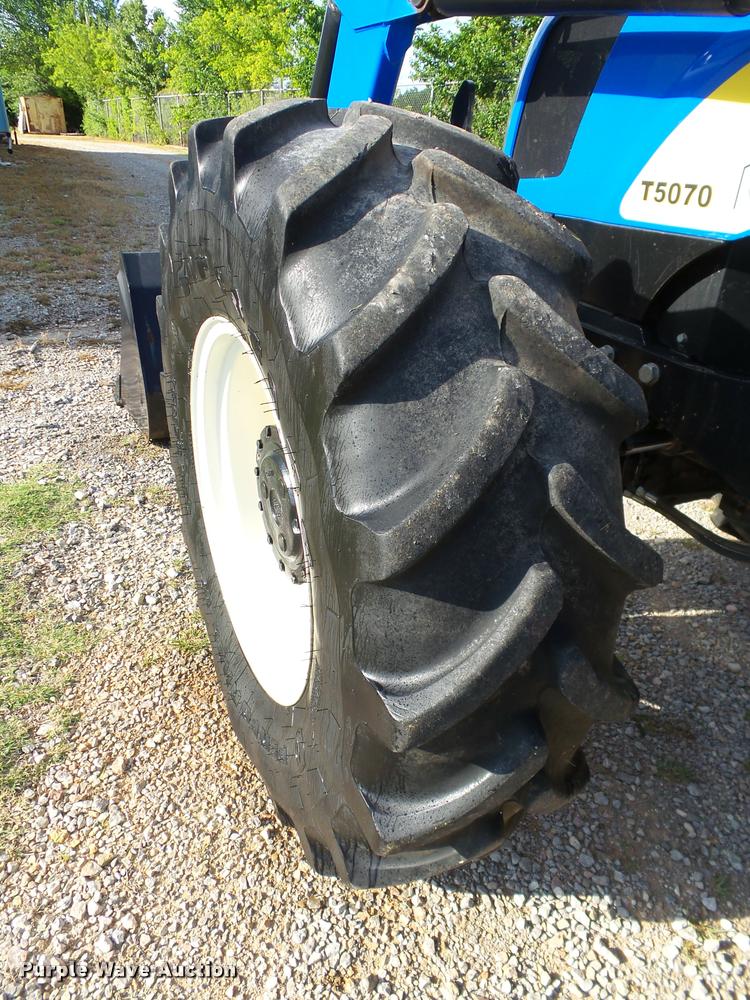 image for item DB4746 2012 New Holland T5070 MFWD tractor
