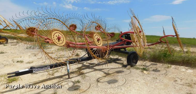 image for item DB9481 Kelderman hay rake