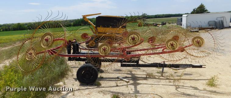 image for item DB9481 Kelderman hay rake