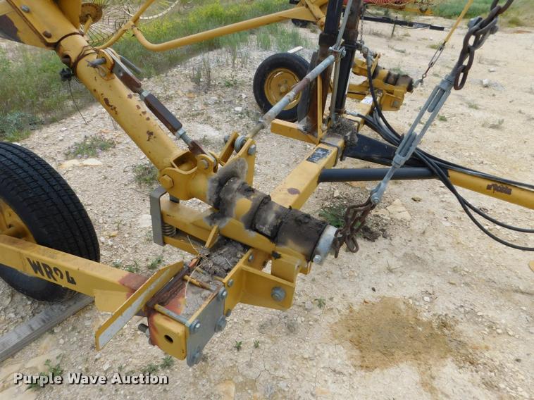 image for item DB9482 Vermeer WR24 hay rake
