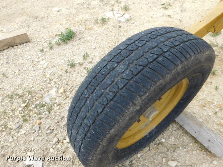 image for item DB9482 Vermeer WR24 hay rake