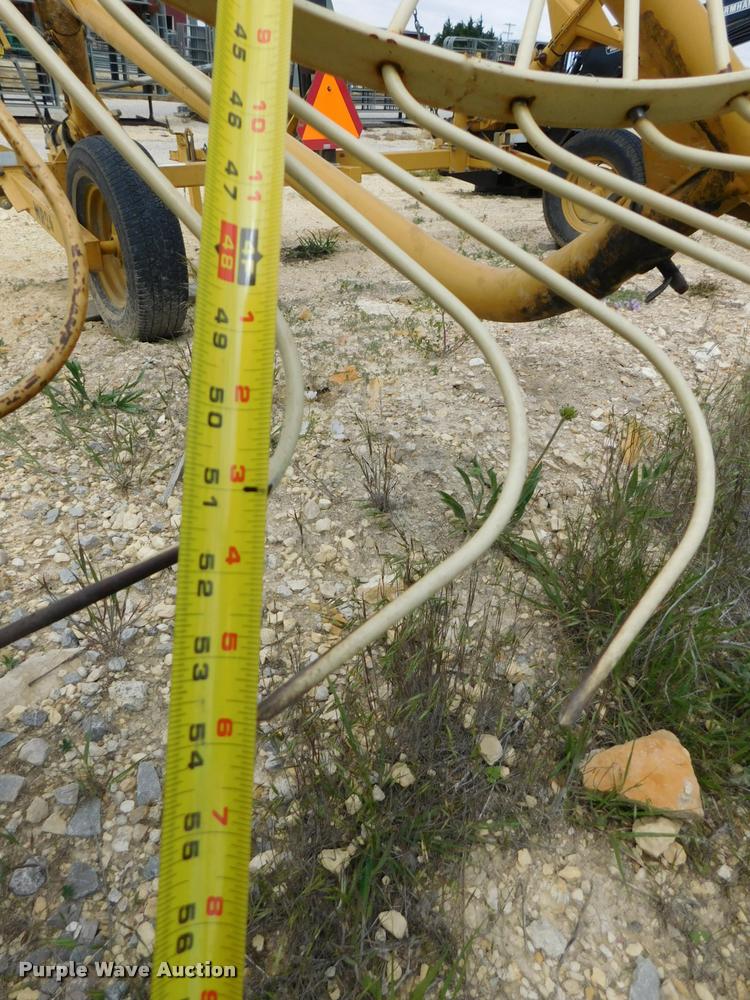 image for item DB9482 Vermeer WR24 hay rake