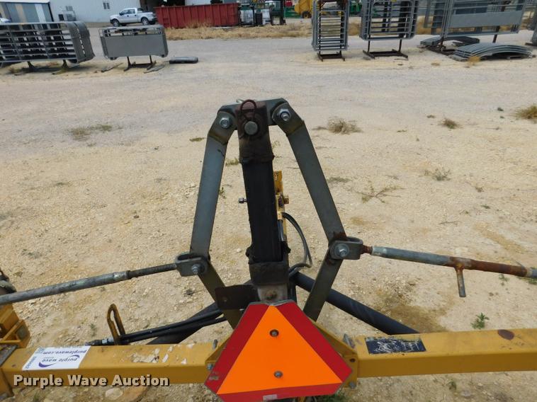 image for item DB9482 Vermeer WR24 hay rake