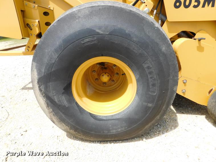 image for item DB9484 2007 Vermeer 605M round baler