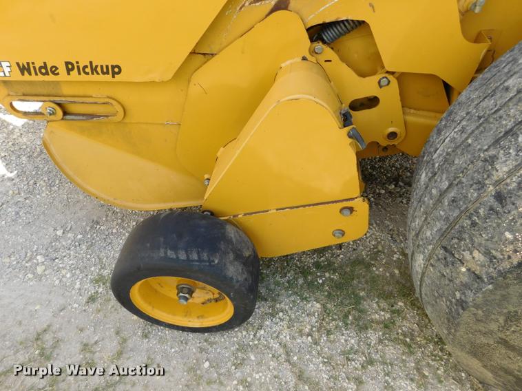 image for item DB9484 2007 Vermeer 605M round baler